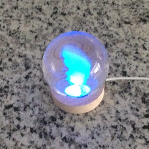 Home 3D Crystal Ball Night Light with LED light base. luminous Crystal Ball - Picture 5 of 11